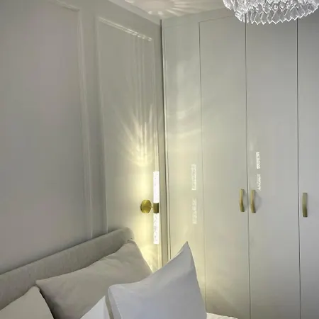 아파트 Elegant Near The European Quarter *